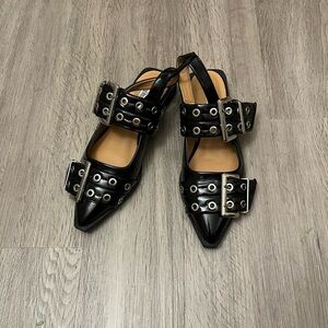 Black Buckle Strap Women's Shoes